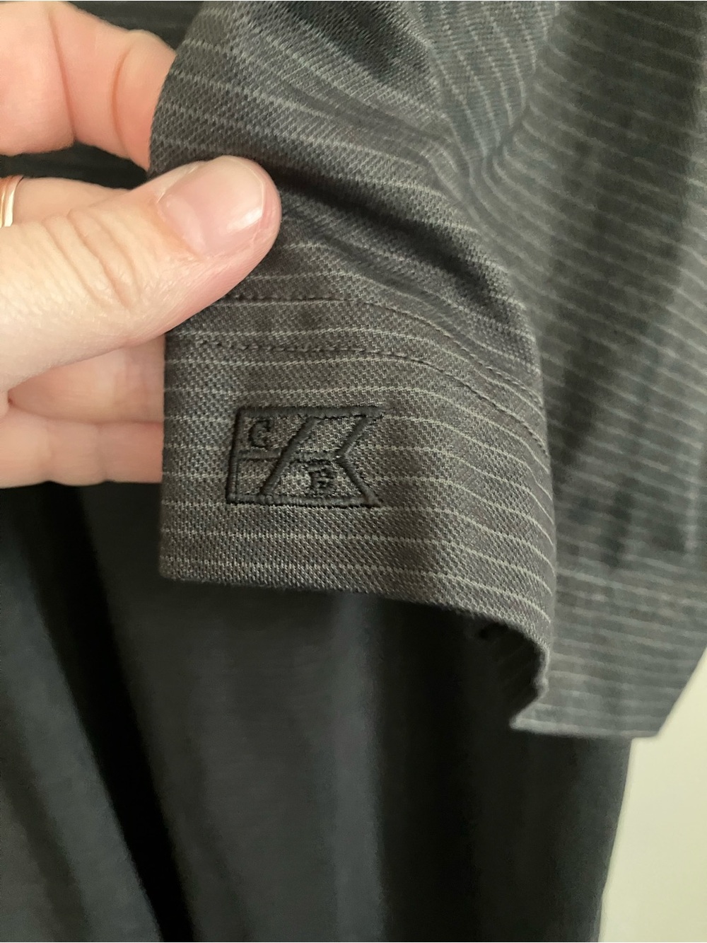 Cutter & Buck Striped Gray Men's Short-Sleeve Performance Polo - Picture 3 of 8